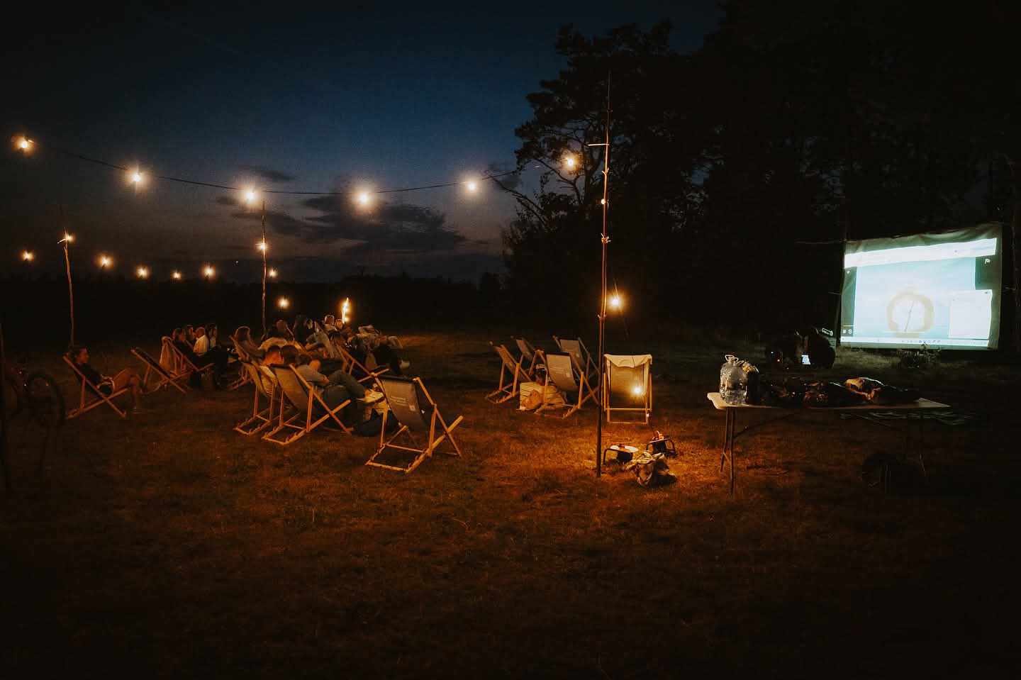 Młody Białogard - tło